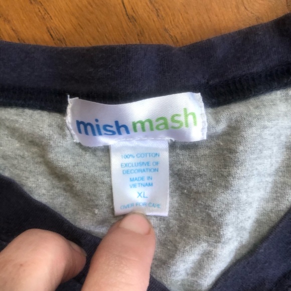 East Side Queens T - Picture 4 of 6